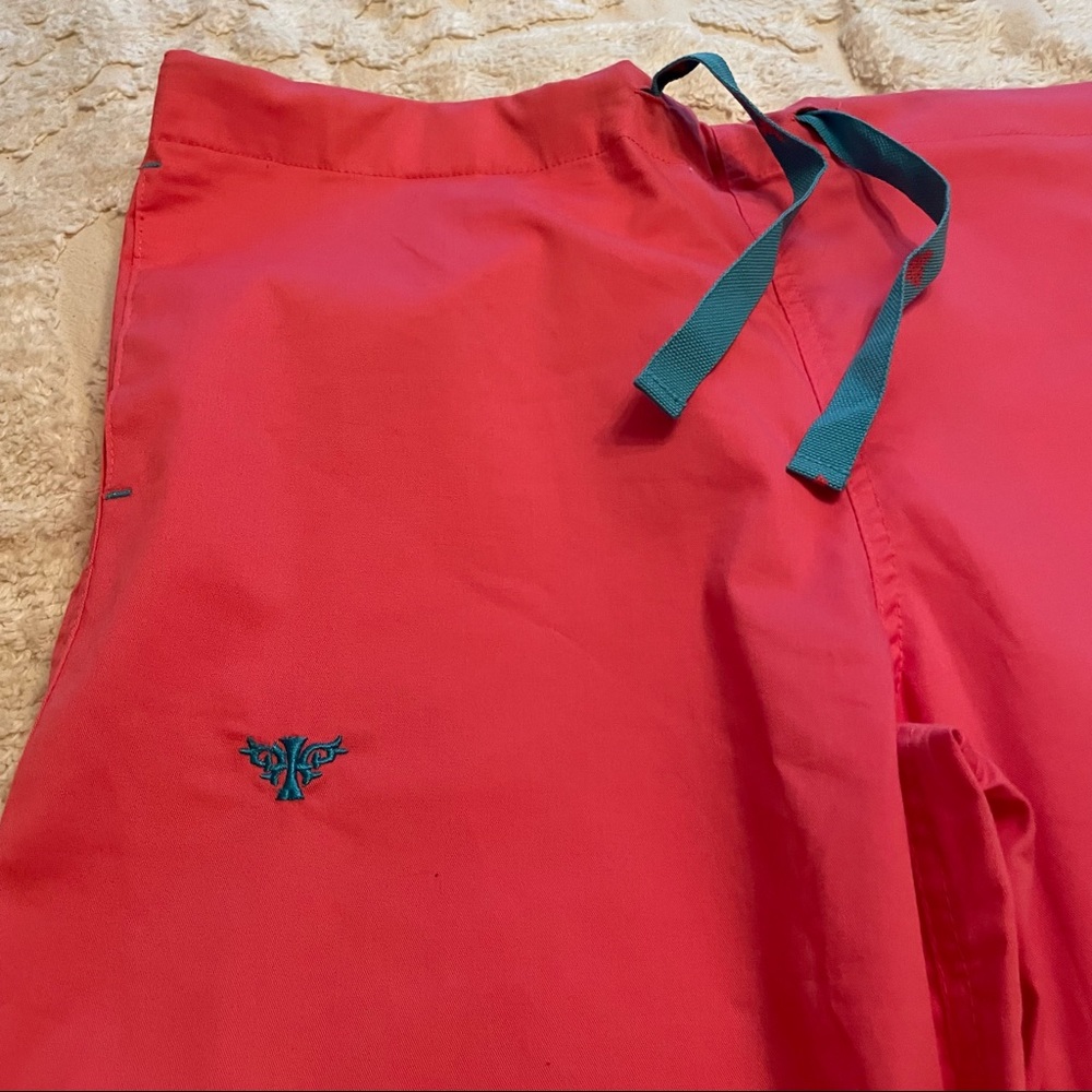 Med Couture Scrub Pants